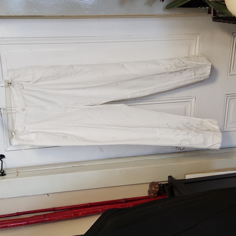 Newport News White Cotton Pnts